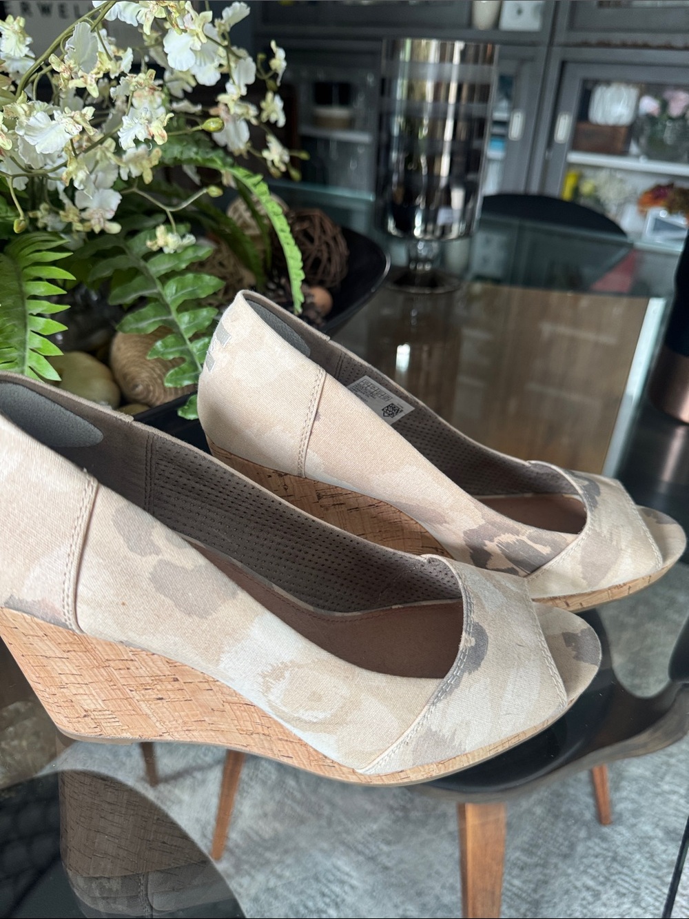 Toms Beige Floral Canvas Peep-Toe Wedge Sandals